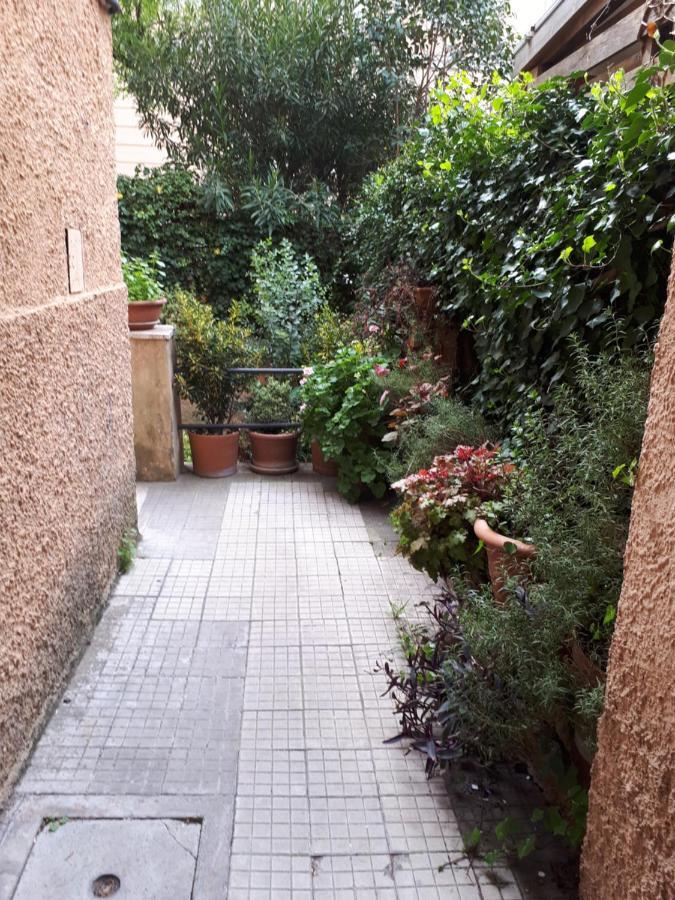 Tra Gianicolo E Trastevere โรม ภายนอก รูปภาพ