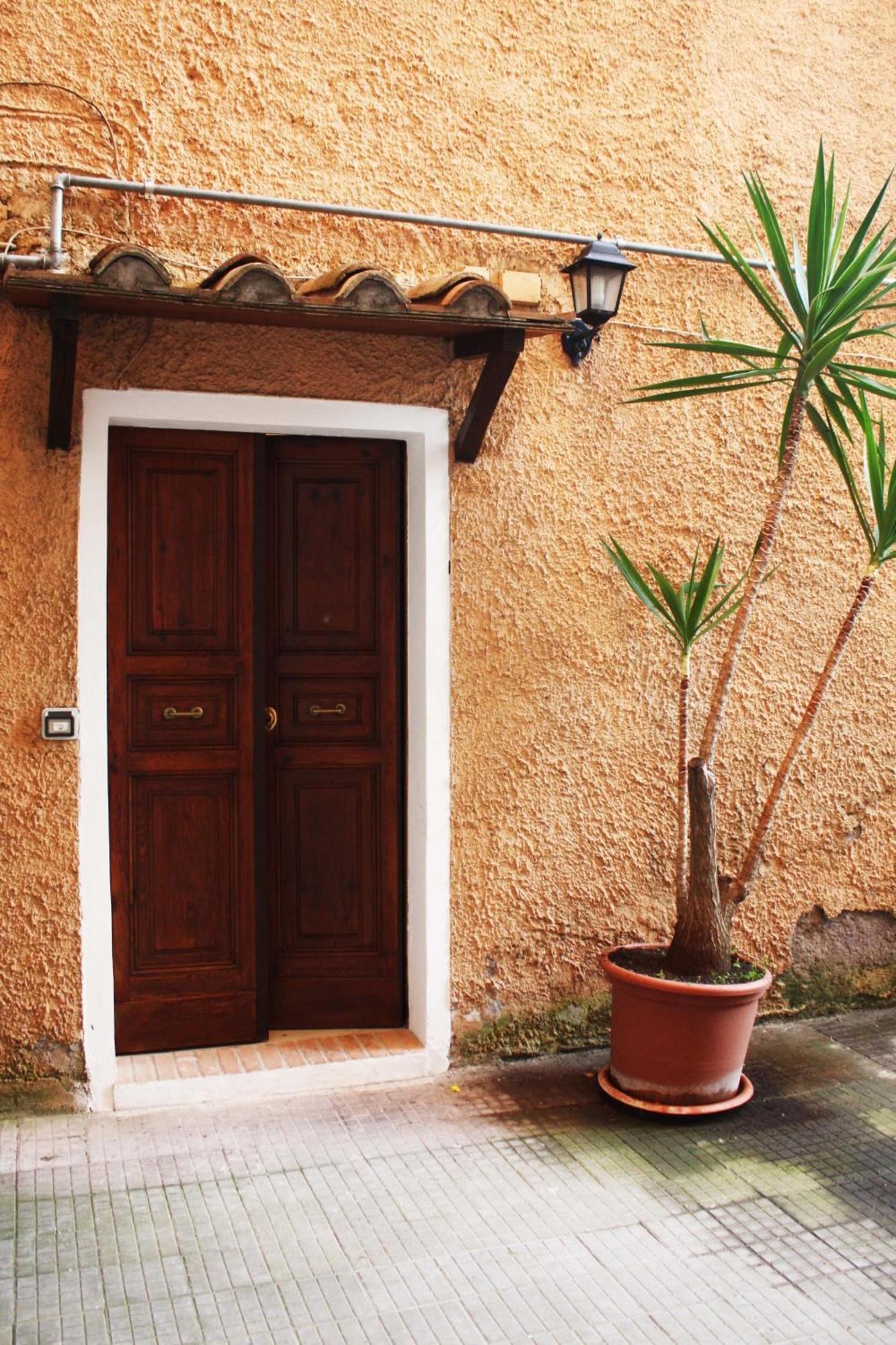 Tra Gianicolo E Trastevere โรม ภายนอก รูปภาพ